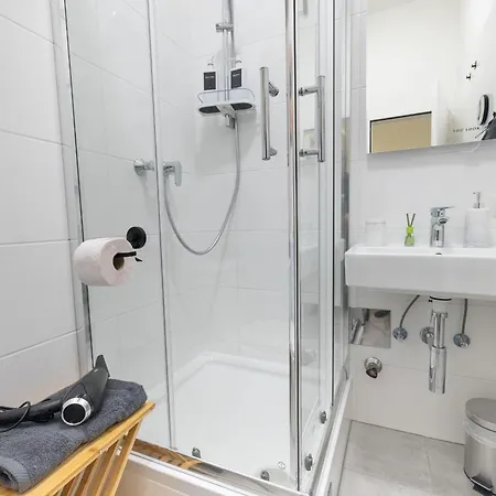 Stylish In Old Town Cozy & Apartment Linz